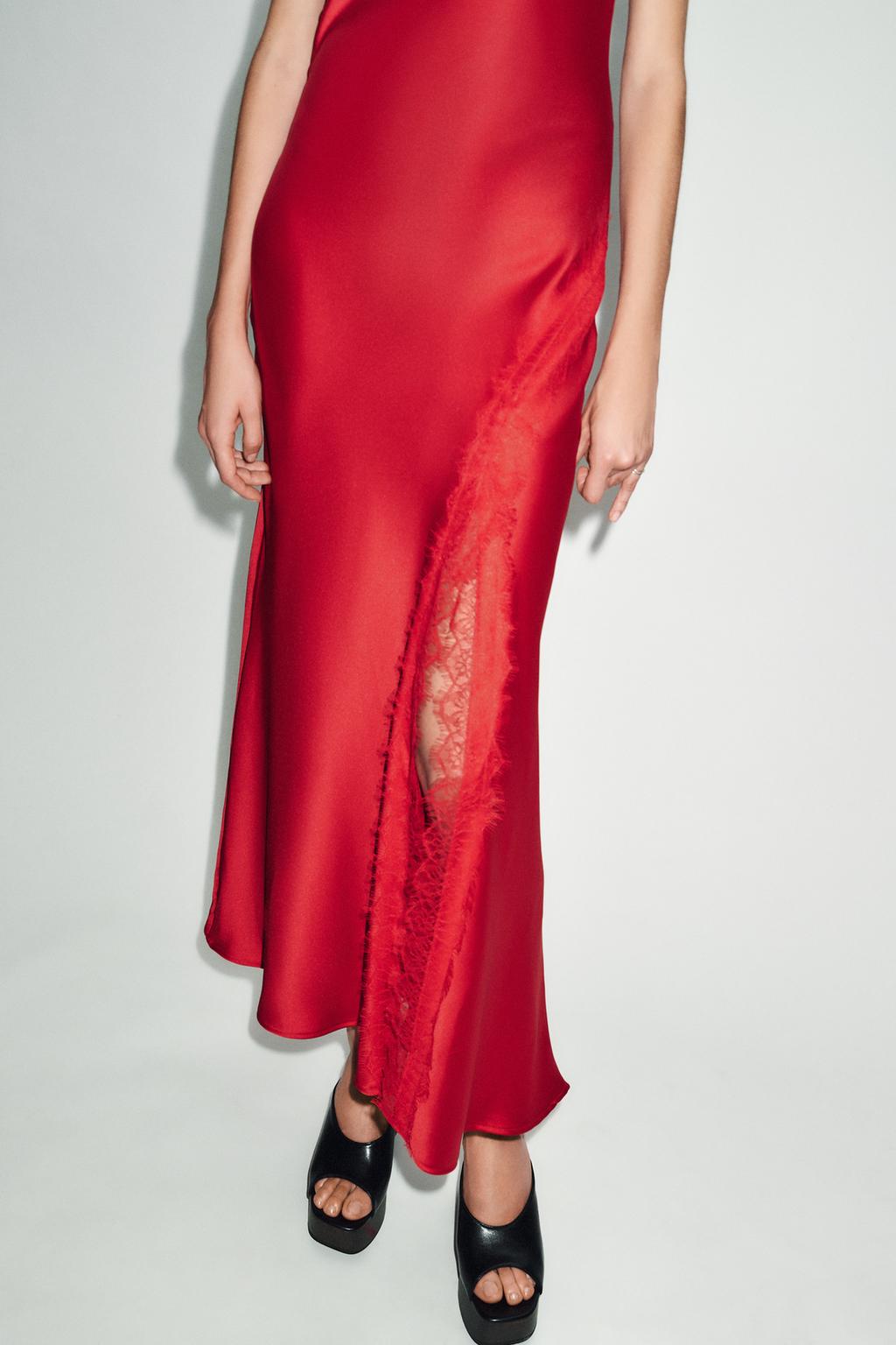 ПЛАТЬЕ В БЕЛЬЕВОМ СТИЛЕ С КРУЖЕВОМ