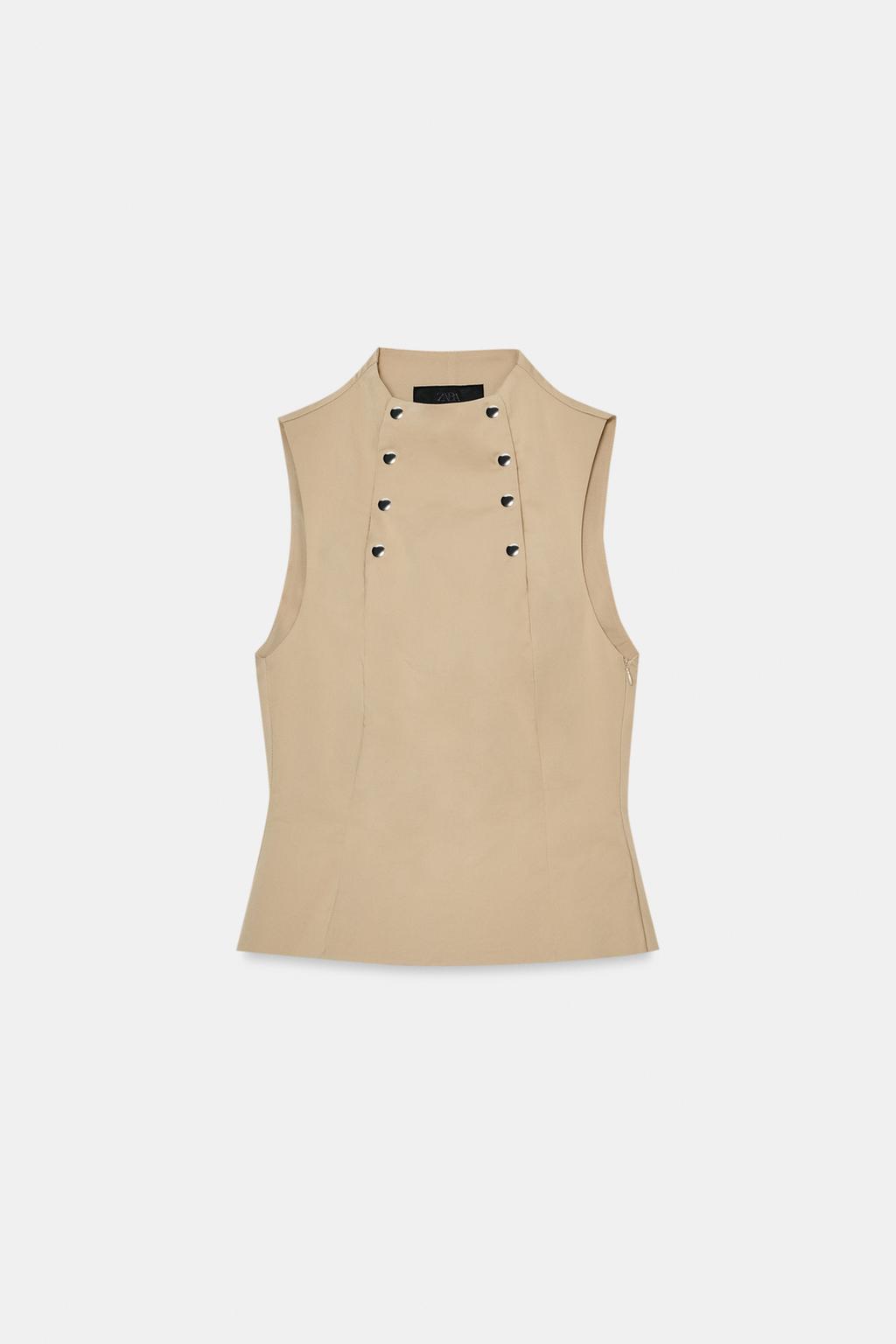 ЭЛАСТИЧНЫЙ ТОП С ПУГОВИЦАМИ