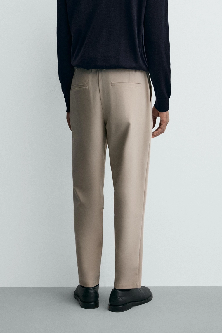 Брюки свободного кроя для комфорта