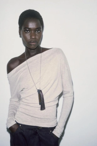 Топ асимметричного кроя из мягкой ткани- Заказать в России