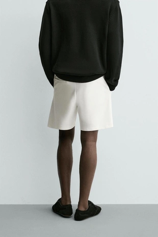 Комфортабельные текстурированные шорты-бермуды