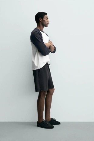 Комфортабельные текстурированные бермуды