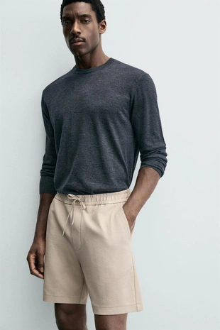 Бермуды из текстурированной ткани комфорт- Заказать в России