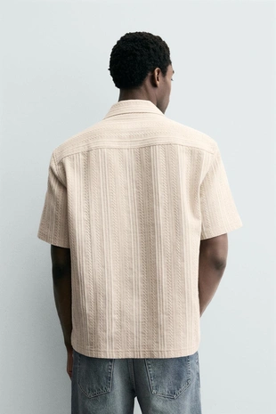 Рубашка с геометрическим жаккардовым узором