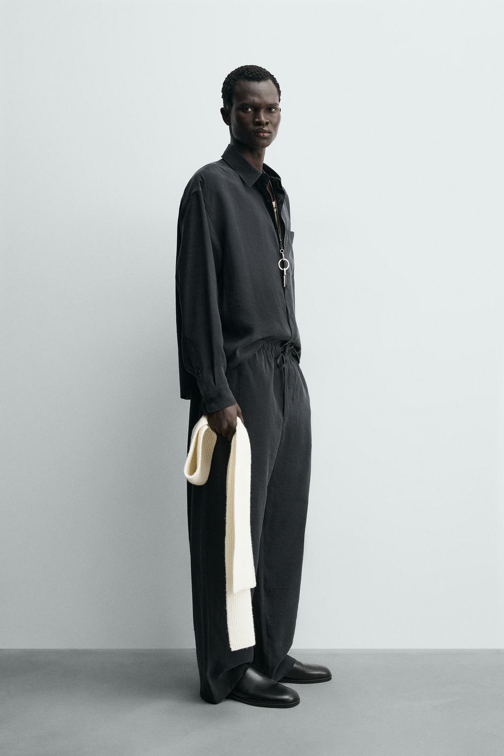 Рубашка свободного покроя из мягкой ткани