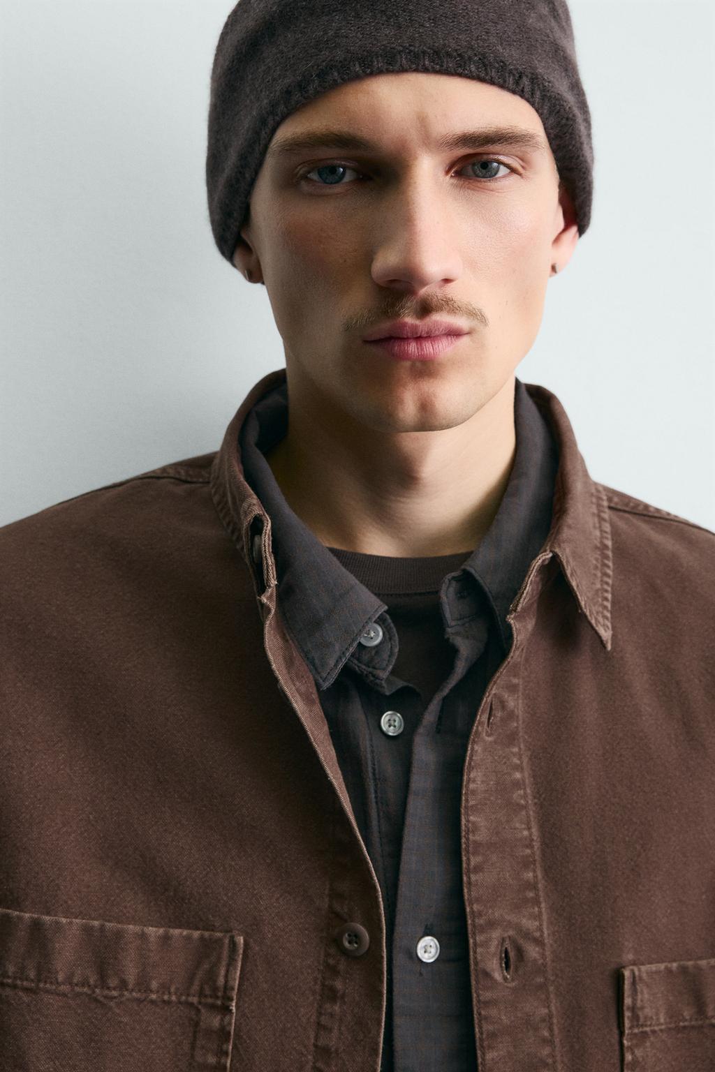 Рубашка с карманами и текстурой