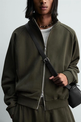 Свитшот свободного кроя с эффектом потертости- Заказать в России