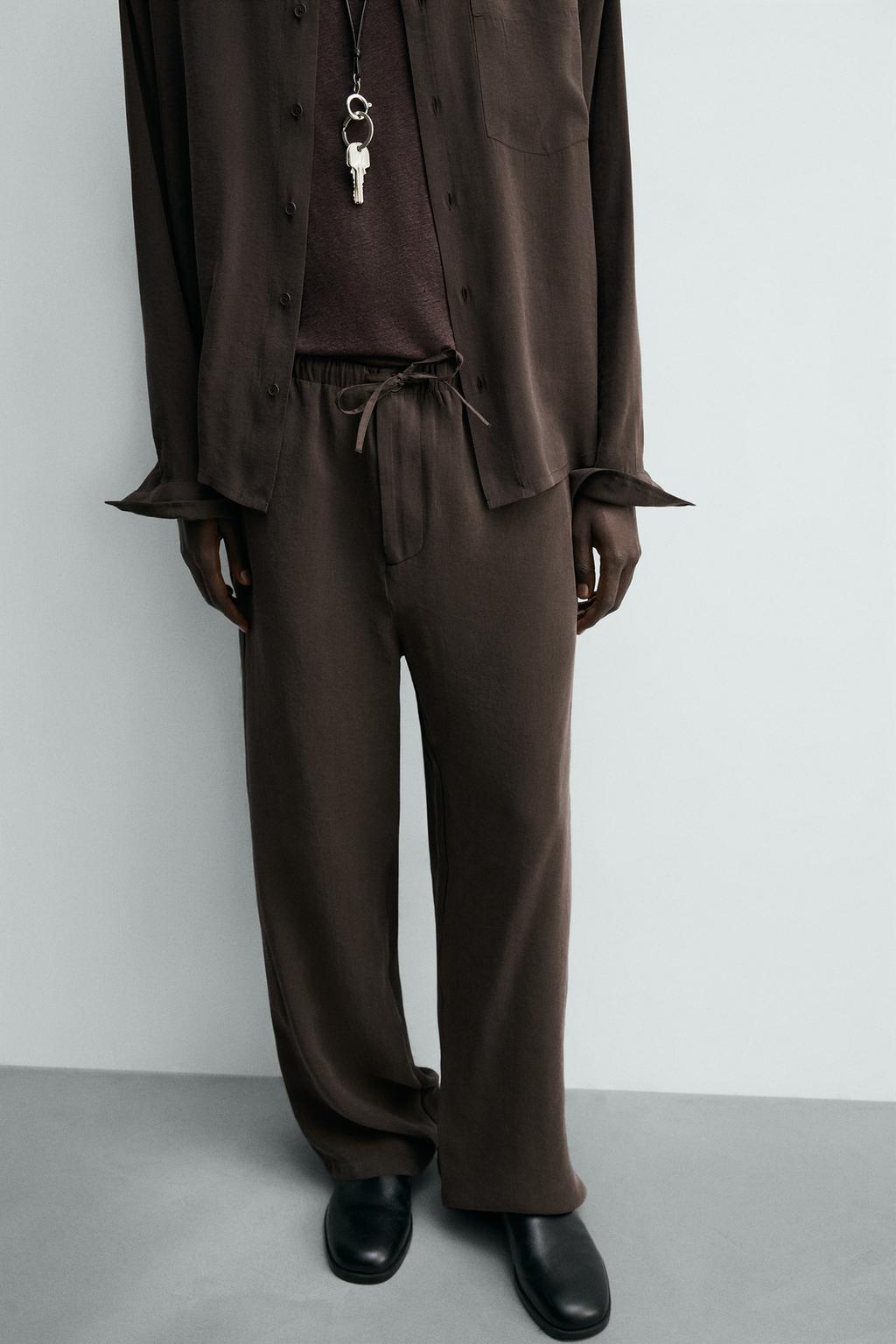 Плавные брюки свободного кроя