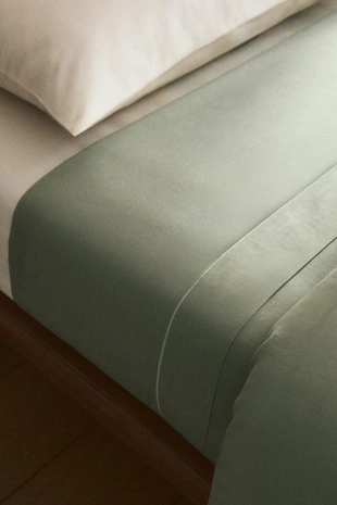 Простынь из сатина с отделкой (300 нитей)- Заказать в России