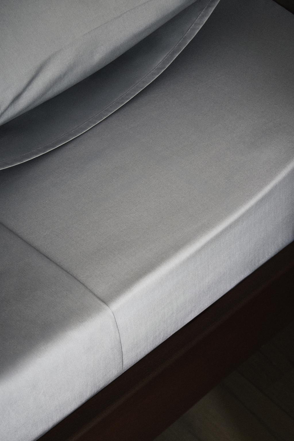 Простынь с резинкой на резинке | 30 см (300 нитей)