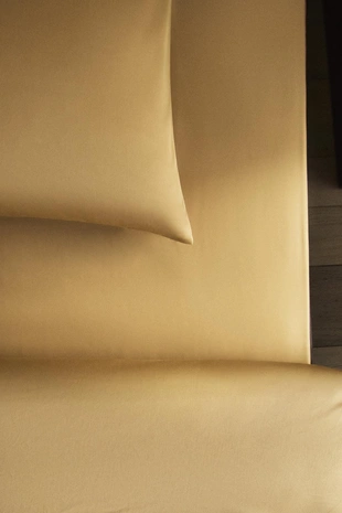 Простынь на резинке из сатина | 40 см (300 нитей)- Заказать в России