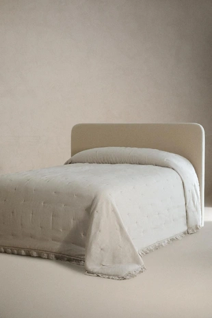 Покрывало из льна с кружевной отделкой- Заказать в России