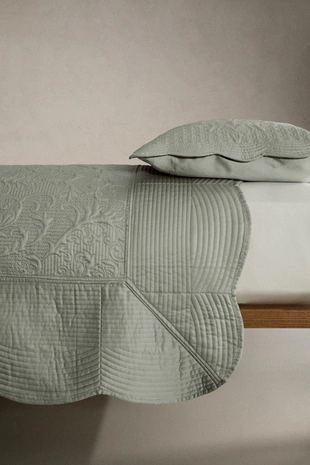 Стежковое одеяло с объемным узором- Заказать в России