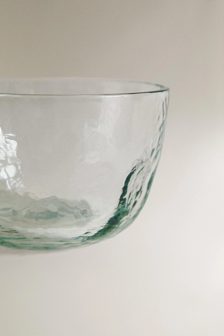 Стеклянная чаша с молотковым эффектом