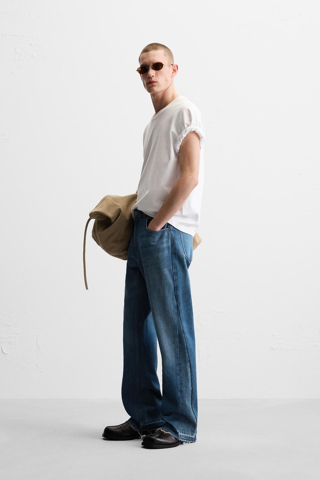 ДЖИНСЫ FLARE FIT С РАЗРЕЗАМИ