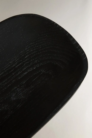 Тёмная деревянная поднос- Заказать в России