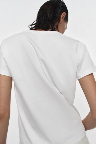 Футболка INTERLOCK с V-образным вырезом- Заказать в России