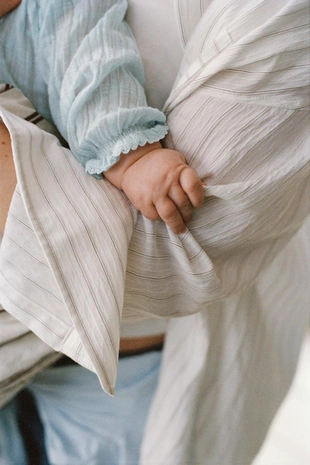 Комплект из блузы и трусов из рельефной ткани- Заказать в России