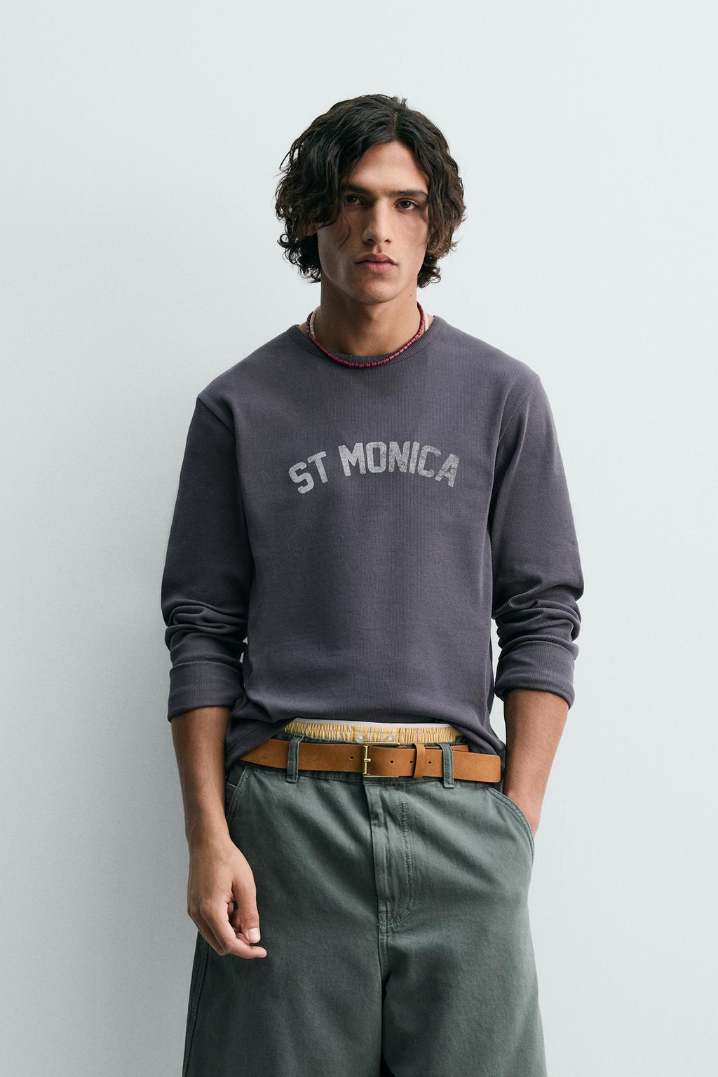 ФУТБОЛКА В РУБЧИК С ПРИНТАМИ И ЭФФЕКТОМ ПОТЕРТОСТИ