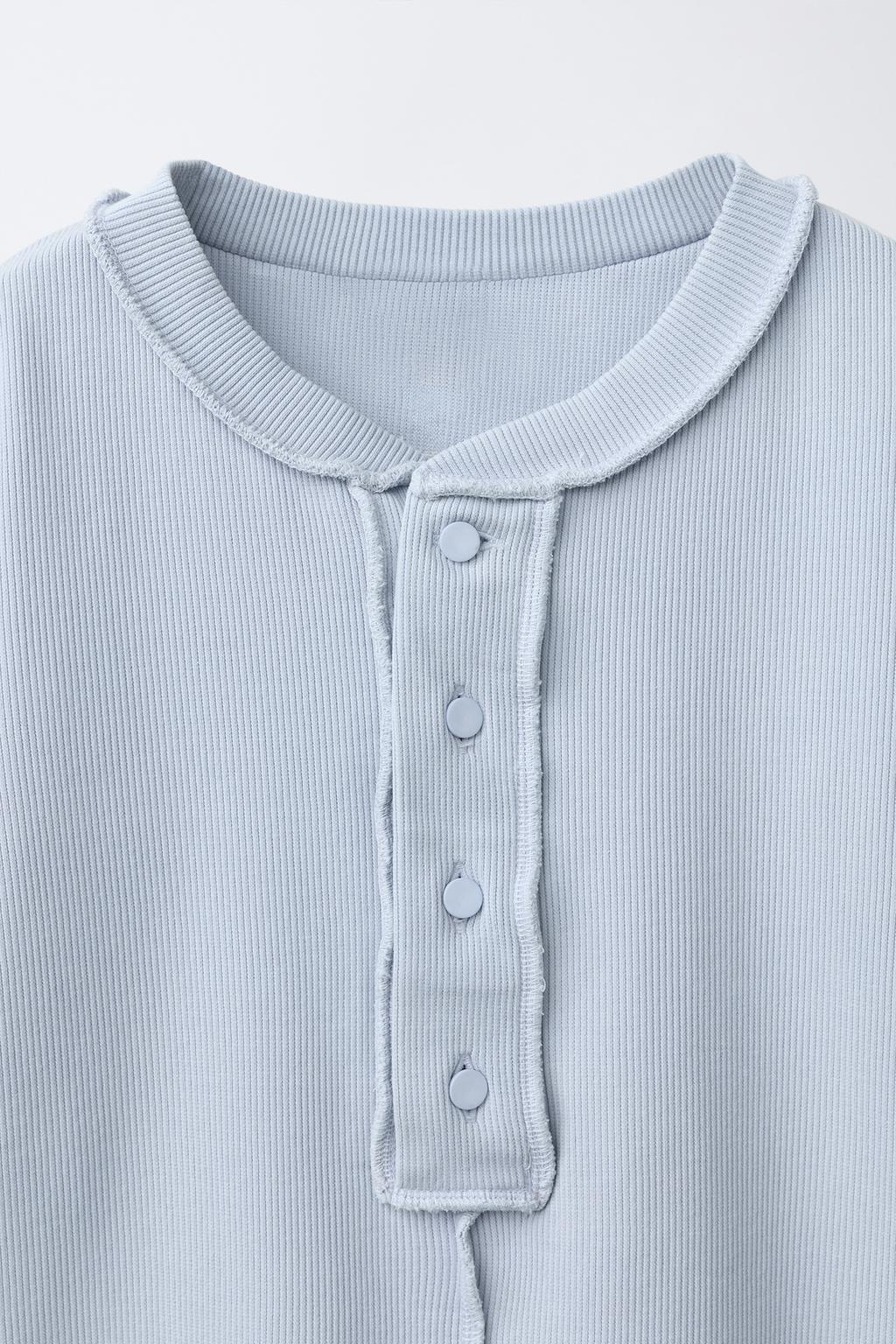 ФУТБОЛКА ОВЕРЛОК С ПУГОВИЦАМИ