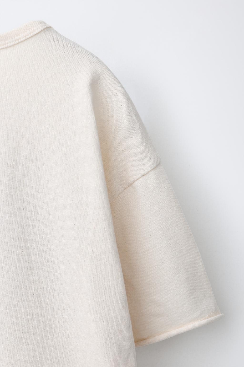 МАЙКА С ЦВЕТОЧНЫМ ПРИНТОМ