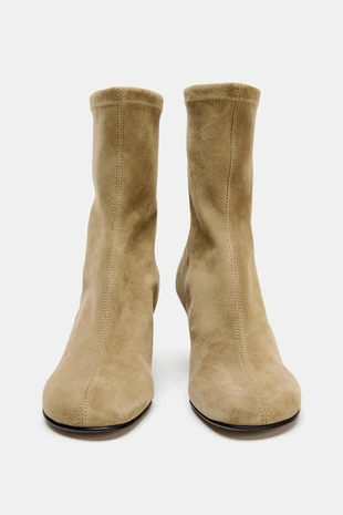 Замшевые ботильоны на танкетке- Заказать в России