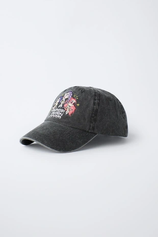 Кепка KPOP DEMON HUNTERS™ NETFLIX © с эффектом потертости- Заказать в России