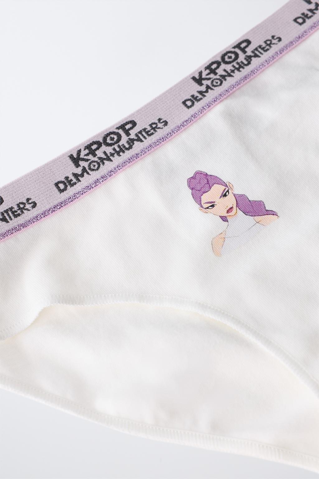 6-14 ЛЕТ/НАБОР ИЗ ТРЕХ ТРУСОВ KPOP DEMON HUNTERS™ NETFLIX ©
