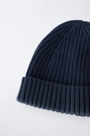 Шапка бини с эффектом выстиранности- Заказать в России