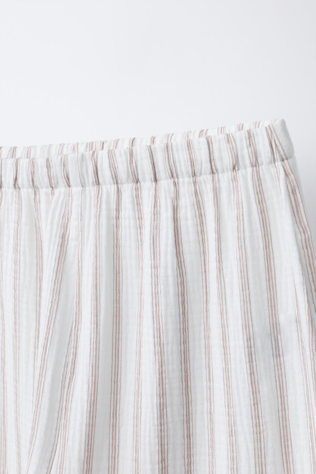 6-14 ЛЕТ/ПИЖАМА В ПОЛОСКУ С ТЕКСТУРОЙ