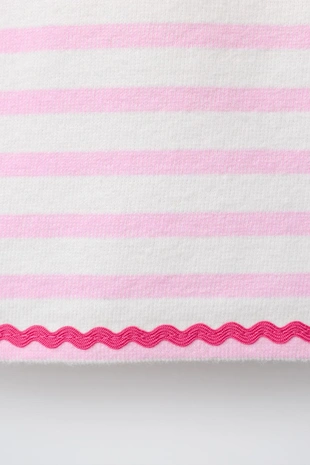 Футболка из ткани в полоску с воланом и волнистой отделкой- Заказать в России