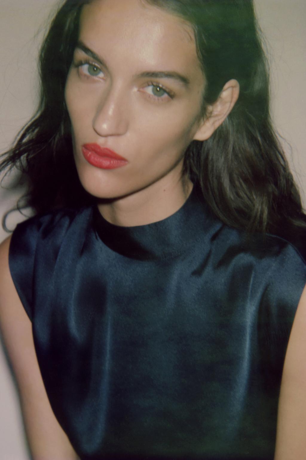 КОМБИНИРОВАННОЕ МИНИ-ПЛАТЬЕ С КРУЖЕВОМ