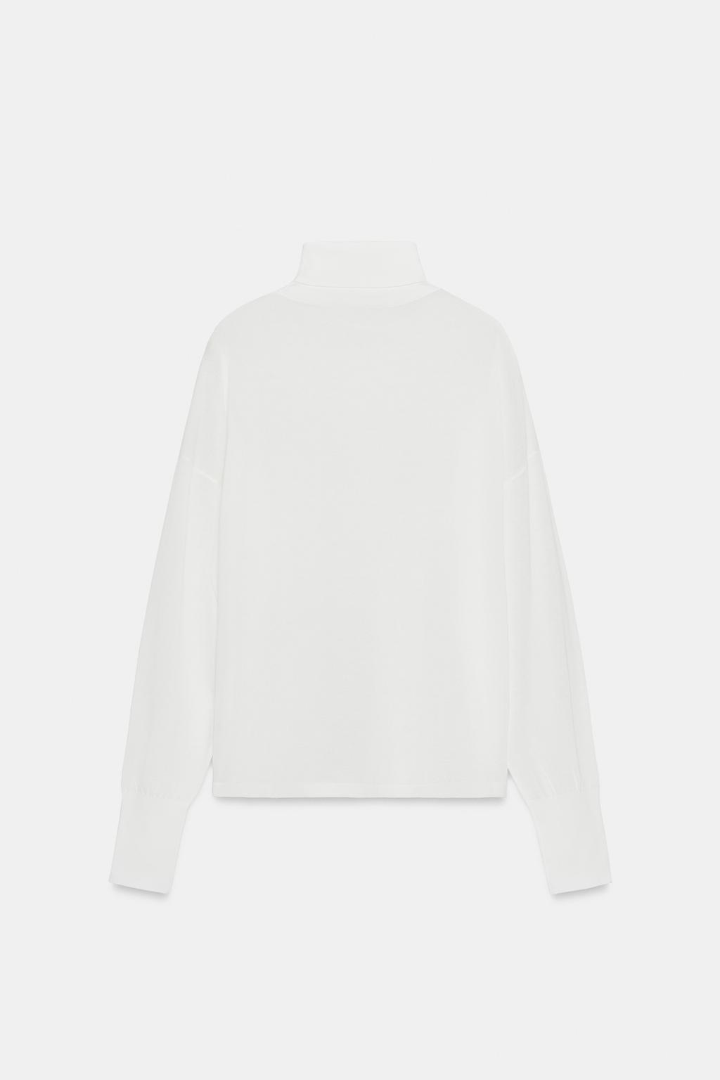 СВИТЕР ИЗ ТОНКОГО ТРИКОТАЖА С ВЫСОКИМ ВОРОТНИКОМ