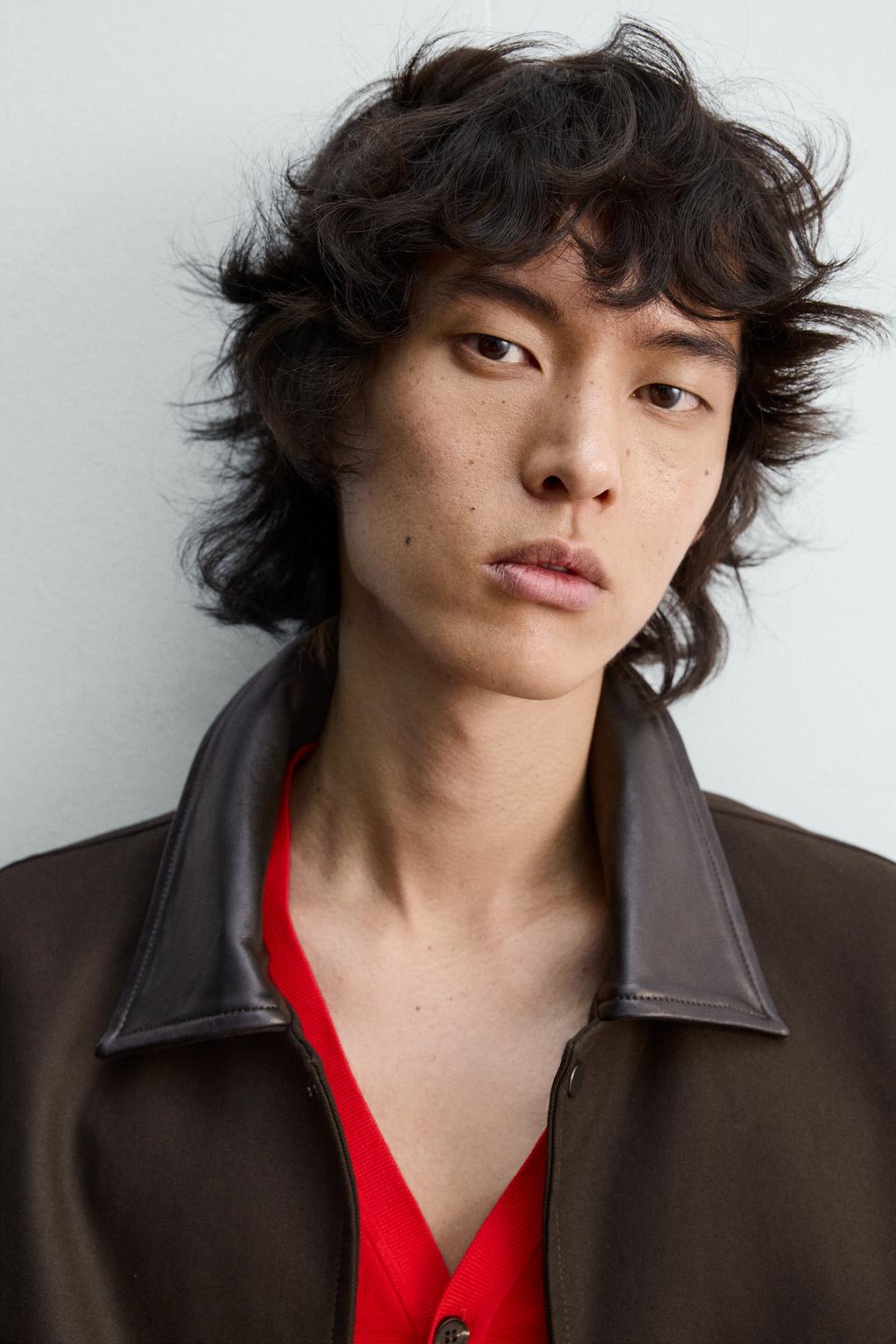 КУРТКА СВОБОДНОГО КРОЯ С КОМБИНИРОВАННЫМ ВОРОТНИКОМ