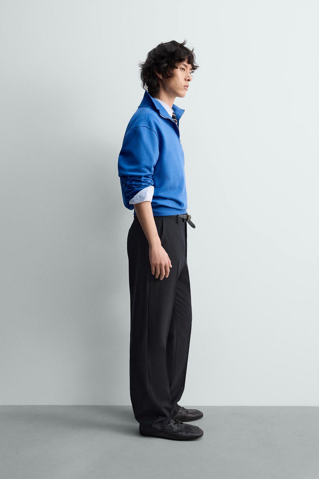 ТОЛСТОВКА КЛАССИЧЕСКОГО КРОЯ С ВОРОТНИКОМ НА МОЛНИИ