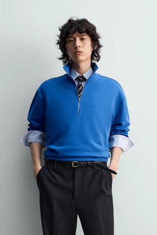 Толстовка классического кроя с воротником на молнии- Заказать в России