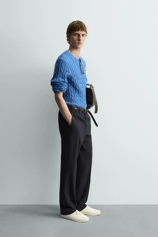 Свитер с узором «косы»- Заказать в России