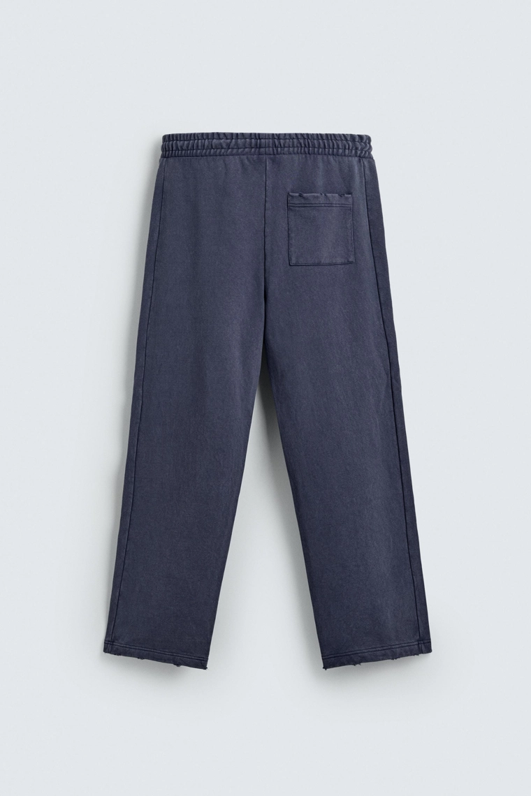 Джоггеры с широкими брючинами