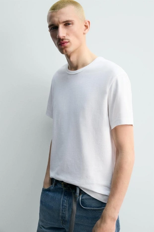 Футболка классического кроя- Заказать в России