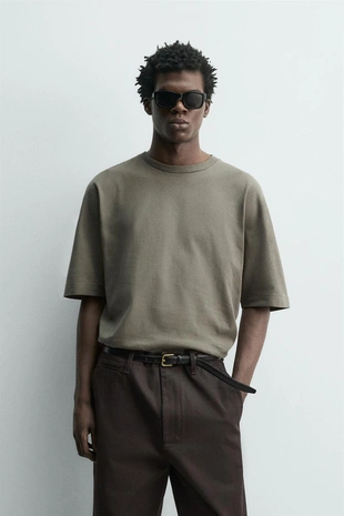 Футболка REGULAR FIT с эффектом потертости