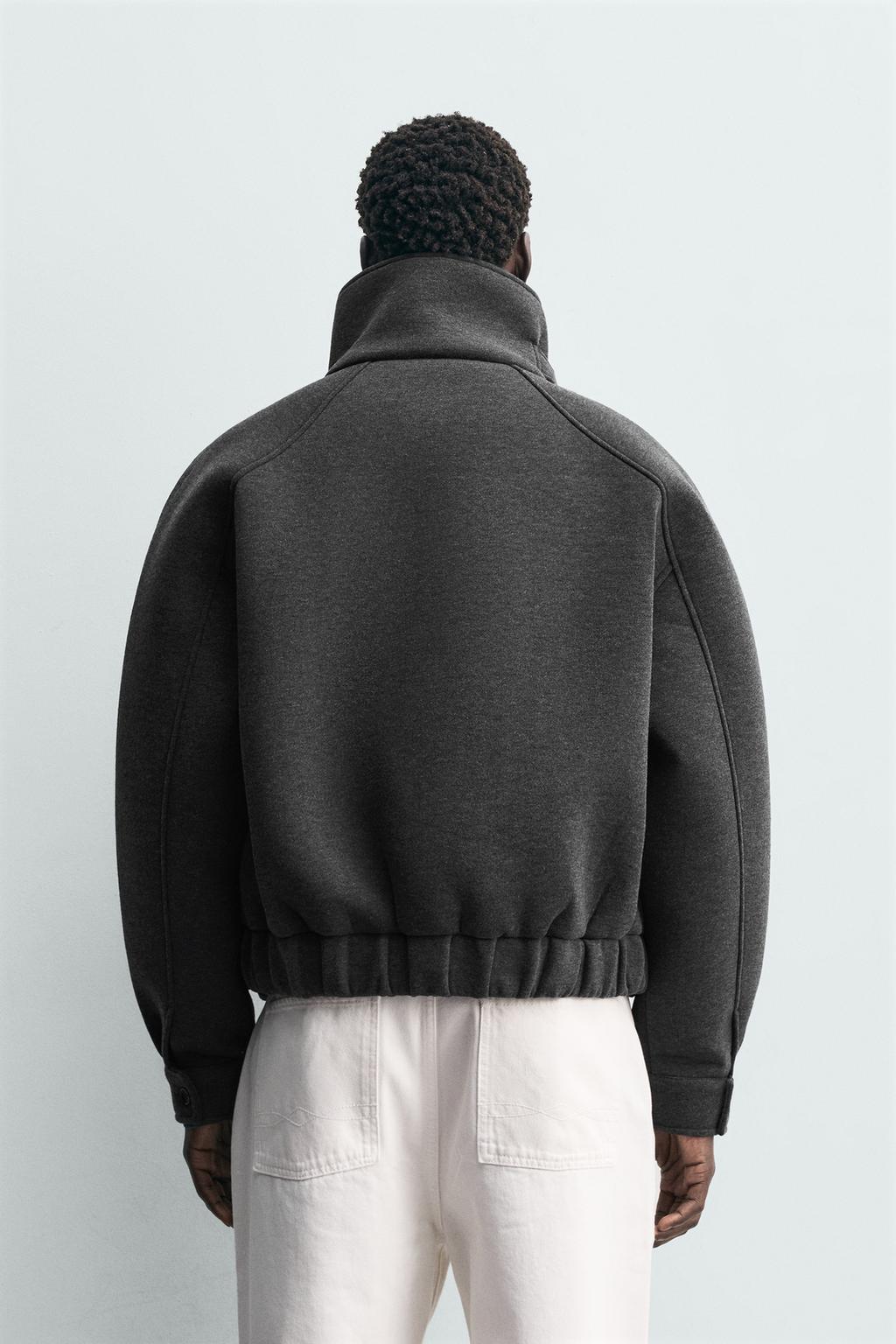 КУРТКА ИЗ НЕОПРЕНА С ВЫСОКИМ ВОРОТНИКОМ