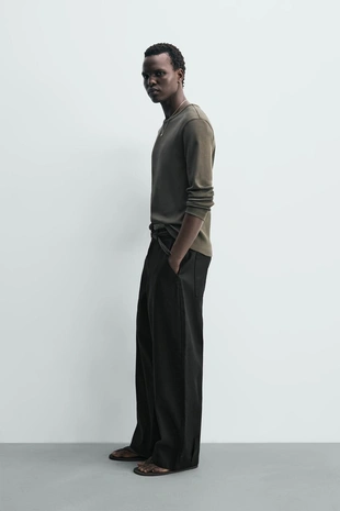 Футболка классического кроя из рельефной ткани- Заказать в России