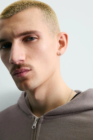 Худи с эффектом потертости на молнии- Заказать в России