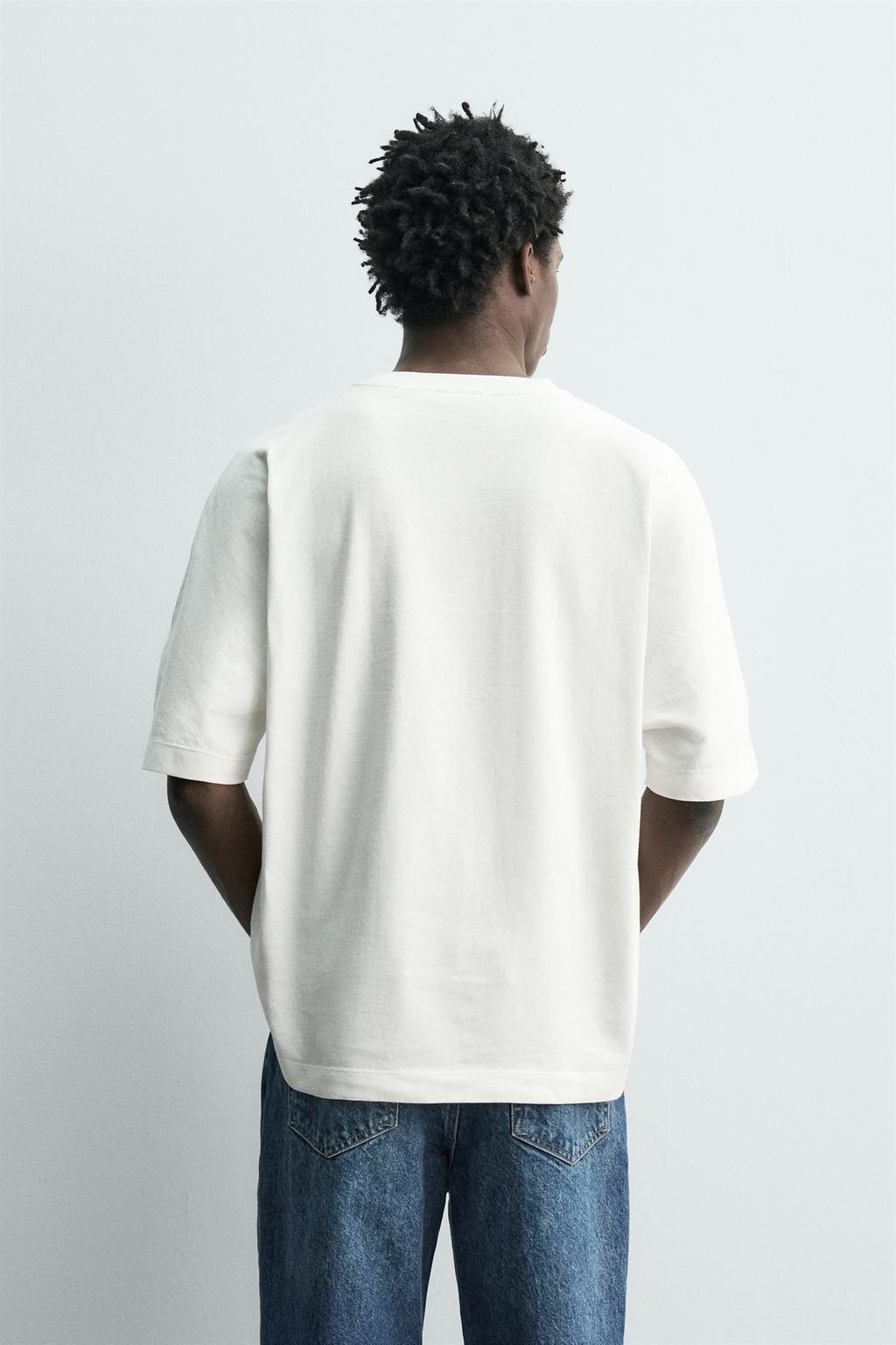 ФУТБОЛКА КЛАССИЧЕСКОГО КРОЯ С ЭФФЕКТОМ ПОТЕРТОСТИ