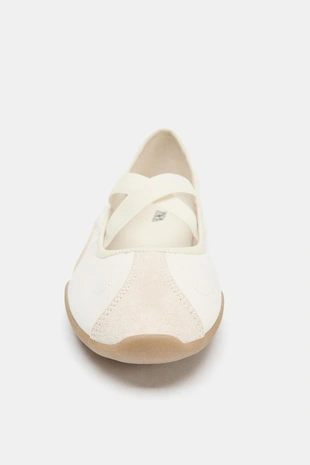 Балетки в спортивном стиле с эластичными ремешками- Заказать в России