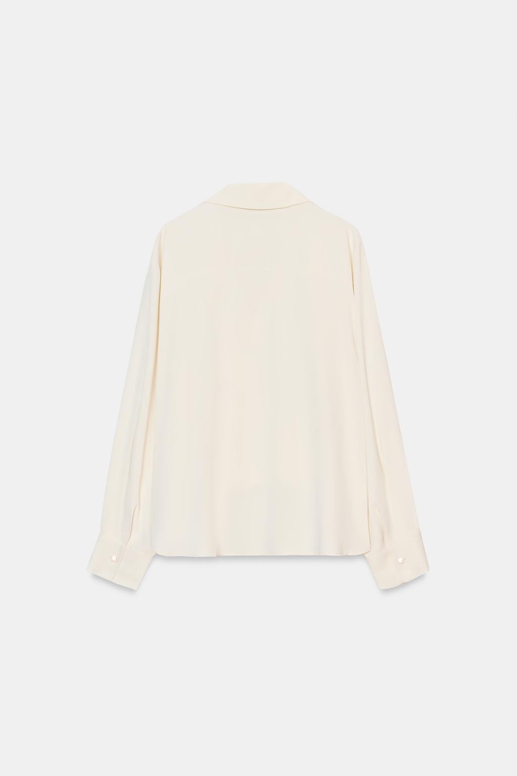 РУБАШКА С АСИММЕТРИЧНЫМ НИЗОМ И СКЛАДКАМИ