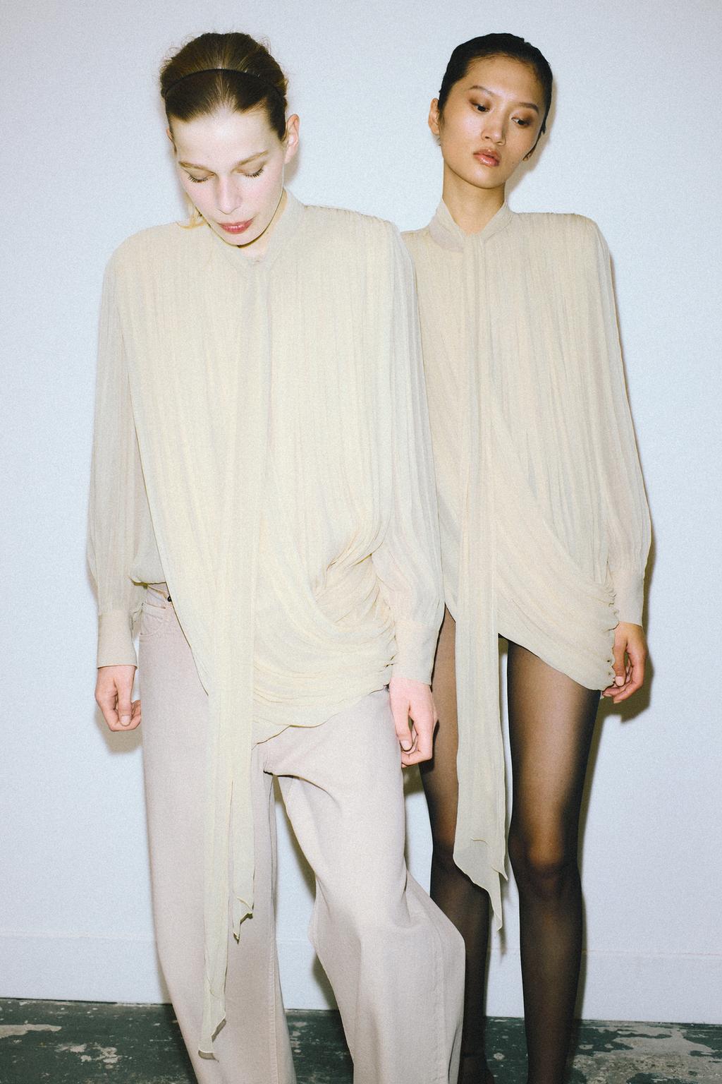 БЛУЗА СО СБОРКАМИ И ПОДПЛЕЧНИКАМИ — ZW COLLECTION LIMITED EDITION