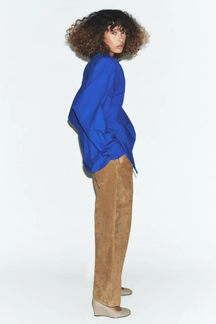 Рубашка из поплина с боковыми вытачками- Заказать в России