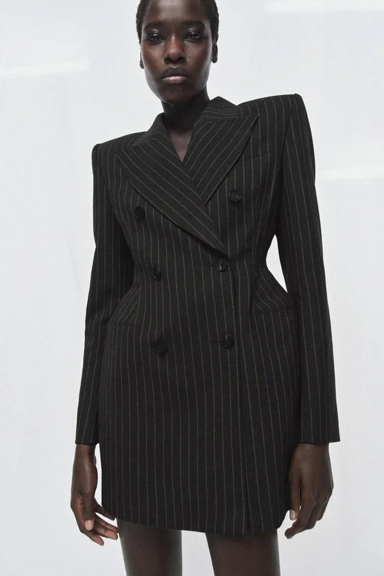 ПЛАТЬЕ-БЛЕЙЗЕР В ТОНКУЮ ПОЛОСКУ — коллекция Zara «ZW»