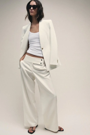 Брюки прямого кроя с низкой посадкой- Заказать в России